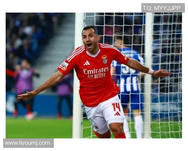 足总杯惊现冷门本菲卡与国米激战成平局补时进球引发全场狂欢 足总杯惊现冷门本菲卡与国米激战成平局补时进球引发全场狂欢