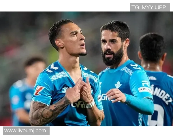 西甲激战曼联小胜巴萨帽子戏法点燃全场激情赛后深度解析 西甲激战曼联小胜巴萨帽子戏法点燃全场激情赛后深度解析